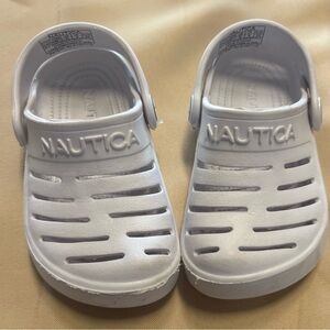 Nautica White Clogs Lightweight Slip-On Design Baby Size‎ 6